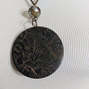 Vintage Floral Design Carved Etched Wood Pendant Necklace with Toggle Clasp